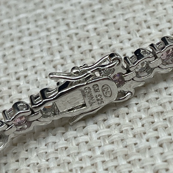 Vintage 925 Sterling Silver Tennis Bracelet – Pink & White CZ Alternating Stones - Picture 11 of 17